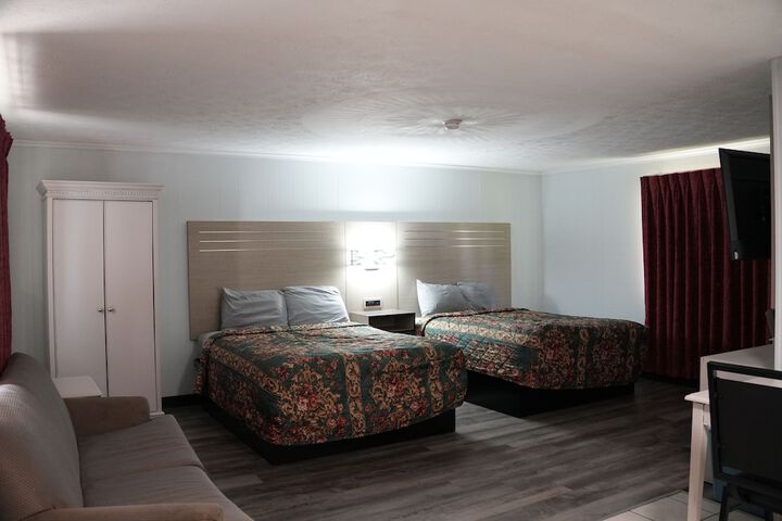 Room 15 of 54