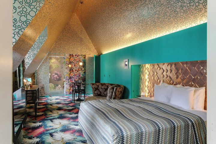 Room 54 of 121