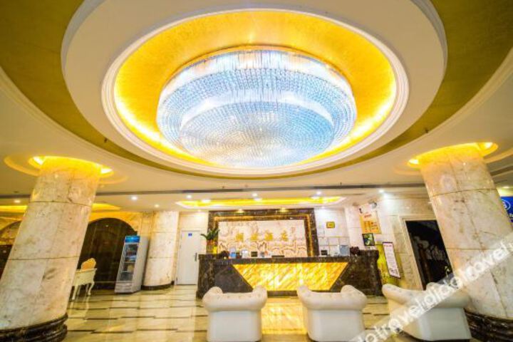 Hotel Interior 11 of 25