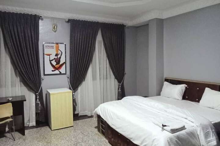 Room 21 of 79