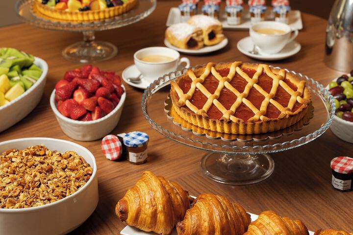 Breakfast/Coffee Service 57 of 76