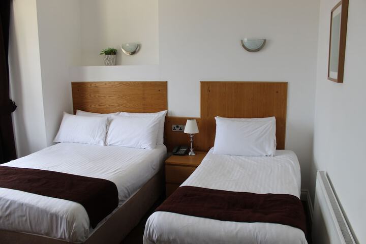Room 12 of 49