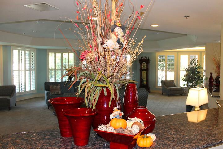 Lobby lounge