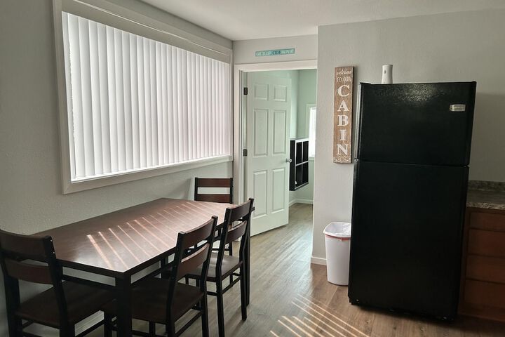 Room 8 of 30
