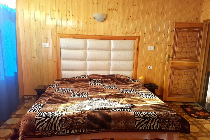 Room 15 of 43