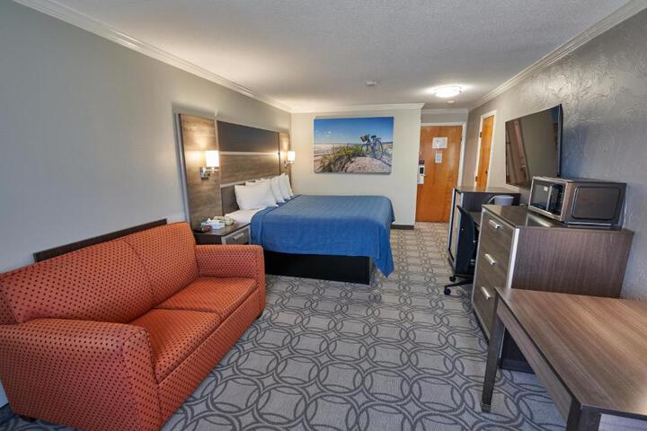 Superior 2 Queen Beds (2 of 9)