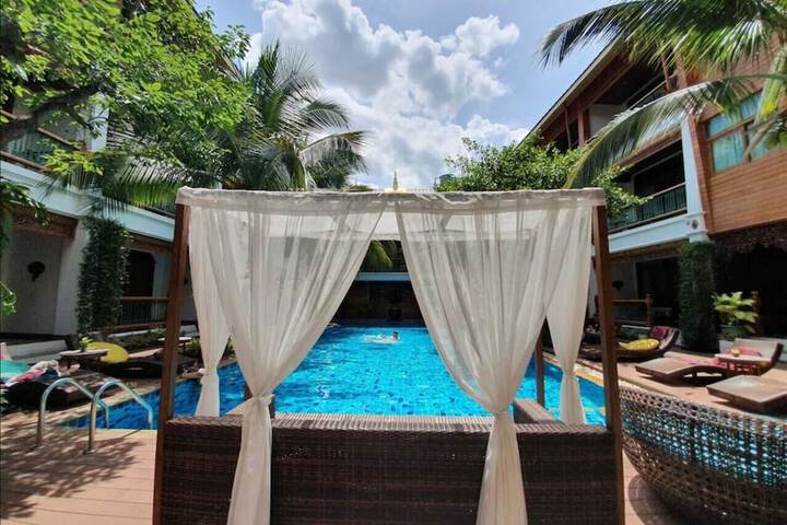 Pool 39 of 73