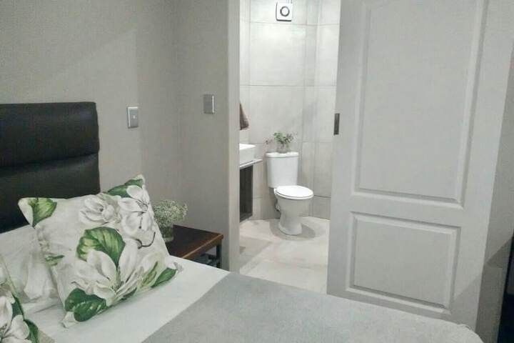 Room 18 of 40