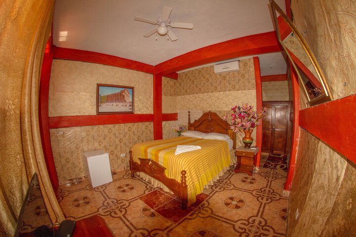Room 20 of 68
