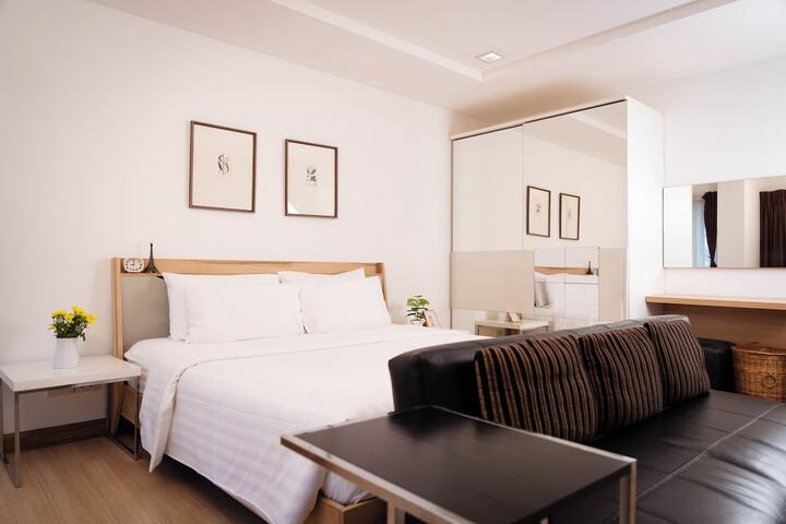 Room 5 of 47