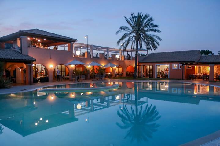 Hotel with Pool