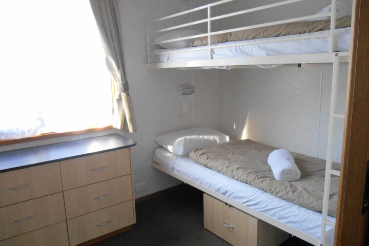 Room 11 of 93