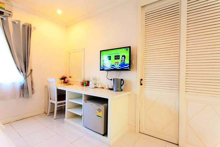 Room 46 of 111