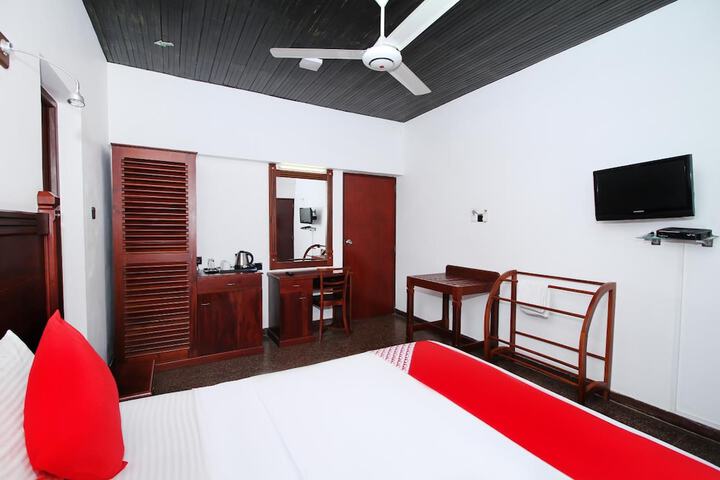 Room 27 of 54