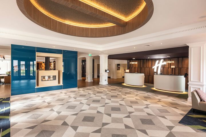 Hotel 94 of 96