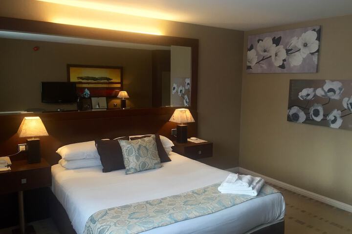 Room 8 of 71