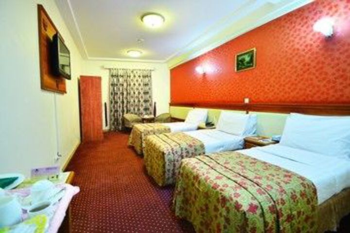 Room 17 of 21