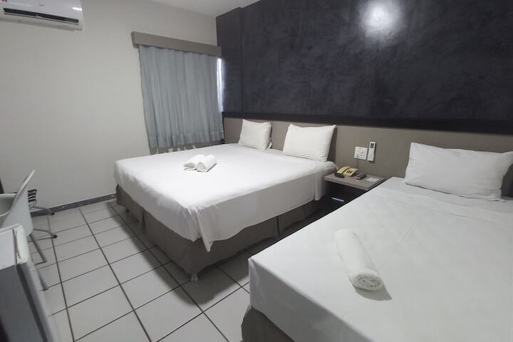 Room 20 of 42