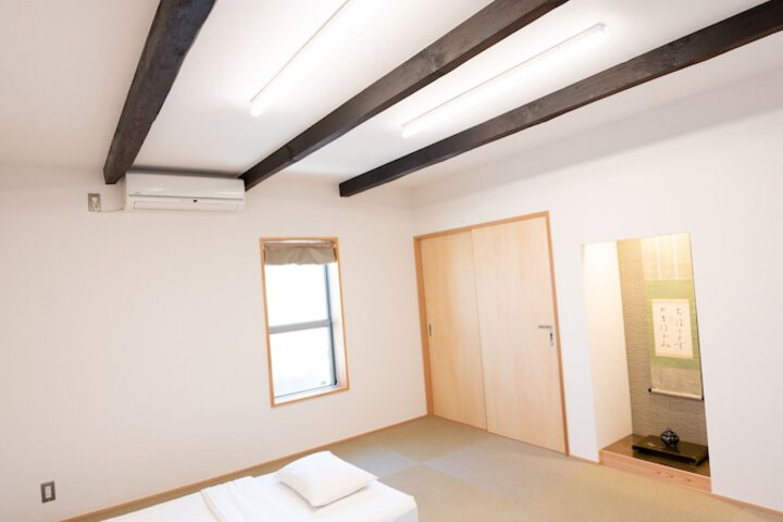 Room 45 of 86