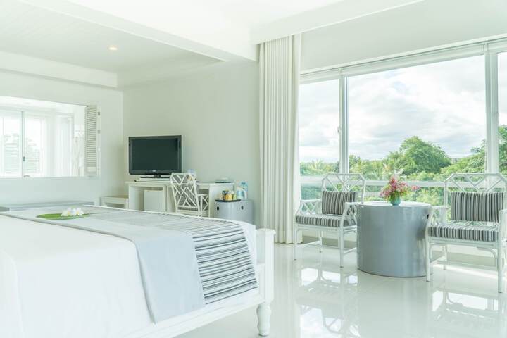 Room 20 of 104