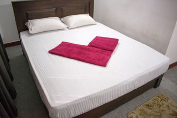 Room 20 of 32