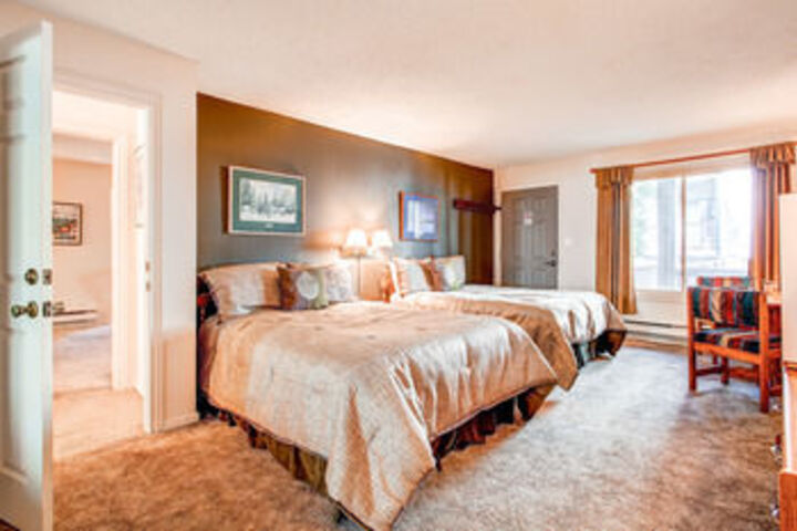 Room 40 of 80