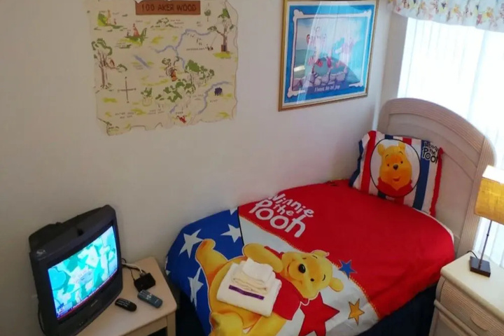 Room 3 of 22