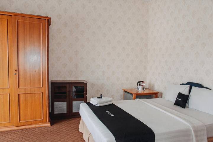 Room 19 of 37