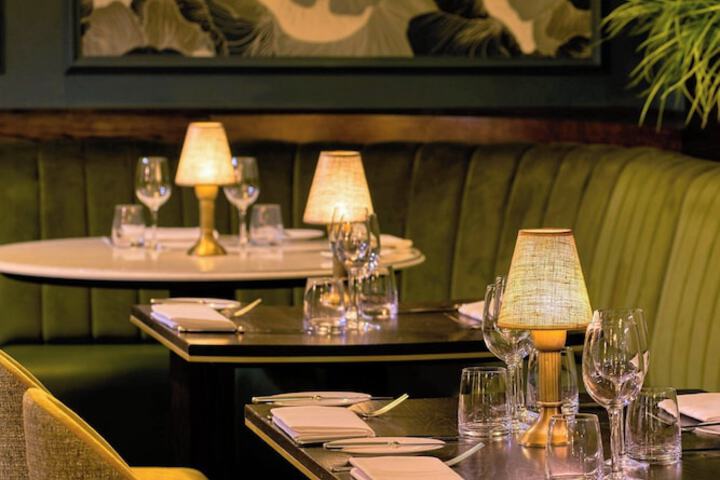 Dining 89 of 147