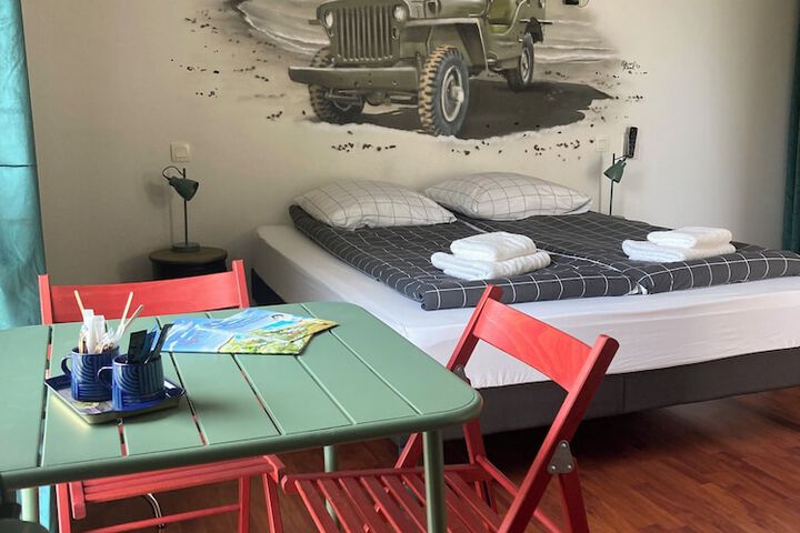 Room 21 of 64