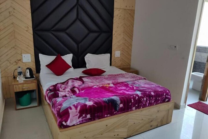 Room 13 of 45