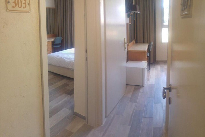 Room 14 of 45