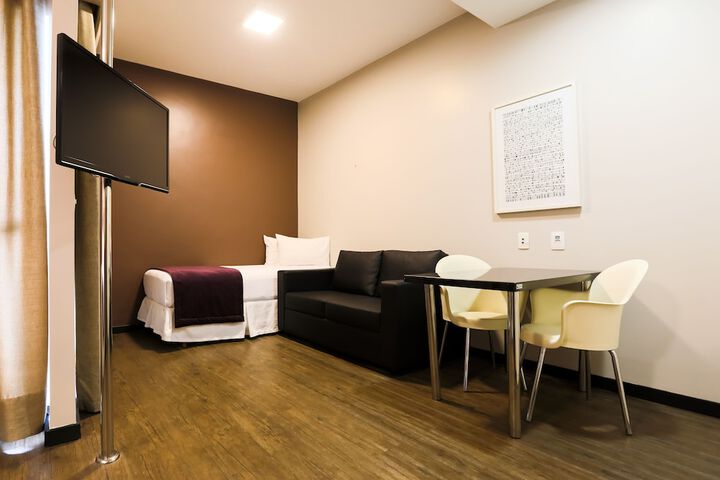 Room 34 of 98