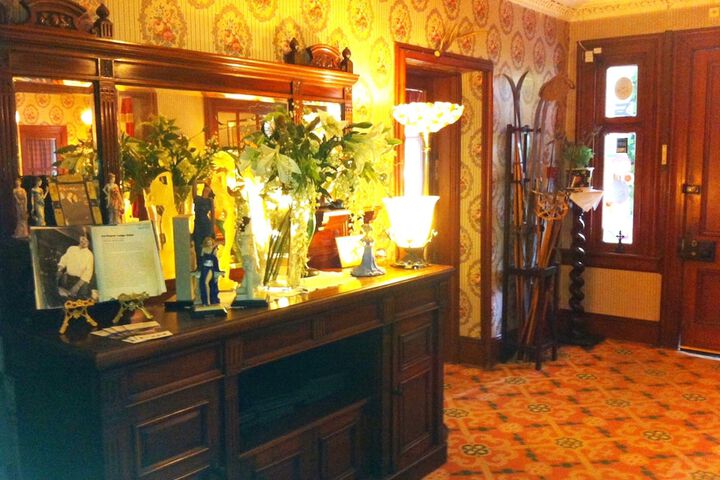 CORRIEGOUR LODGE HOTEL - Spean Bridge Loch Lochy PH34 4EA