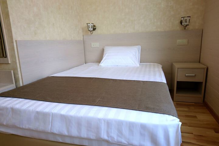 Room 14 of 41
