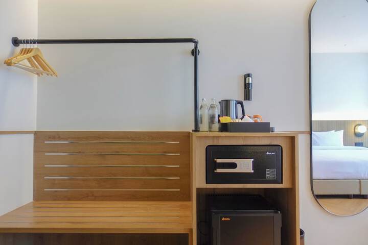 Room 113 of 180