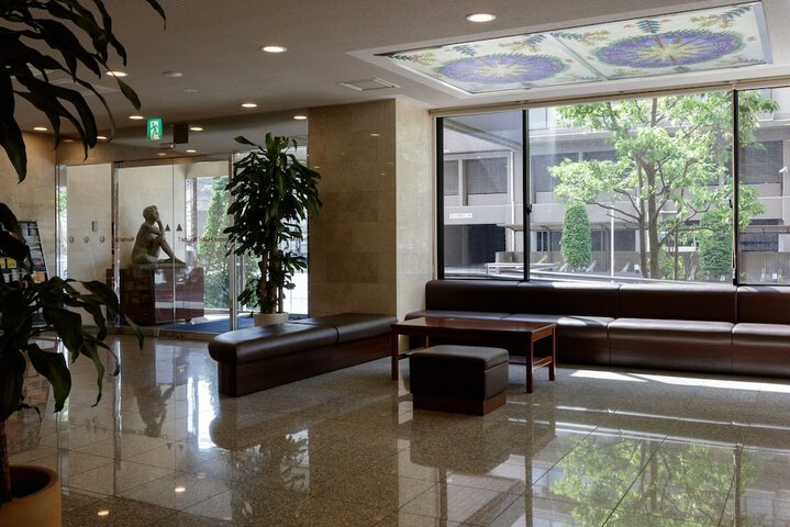 Guest Lobby