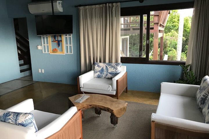 Room 32 of 133