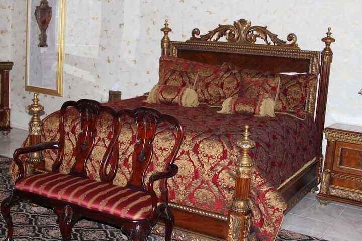 Room 7 of 38