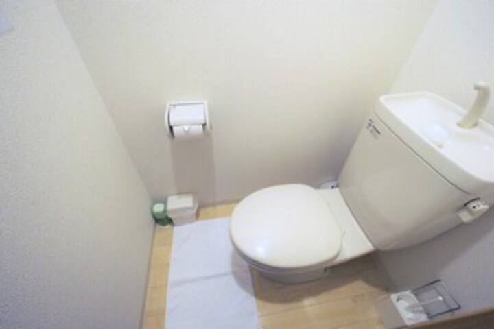 Room 3 of 24