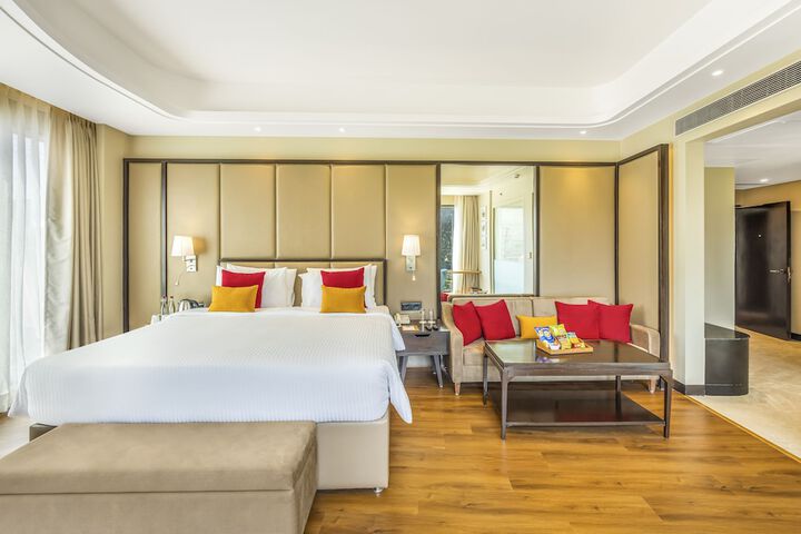 Room 20 of 74