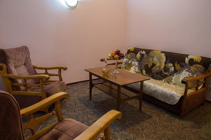 Room 15 of 16