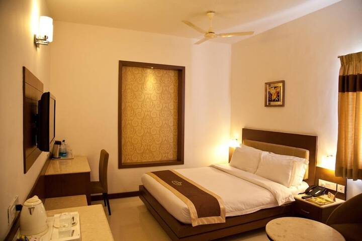 Room 15 of 39