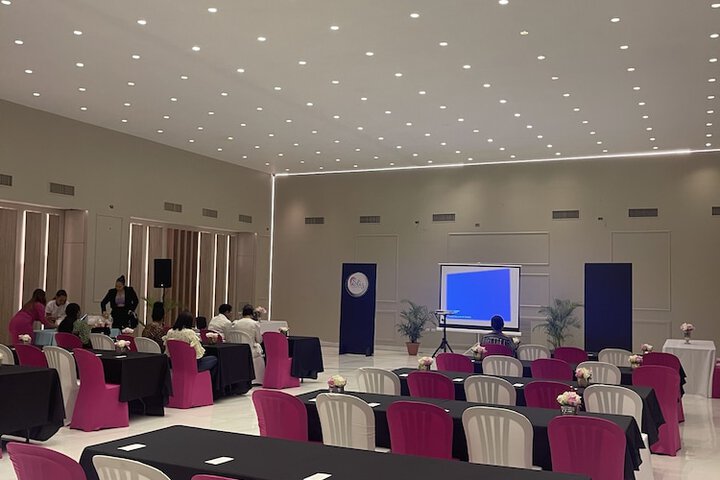 Ballroom/Hall 21 of 35