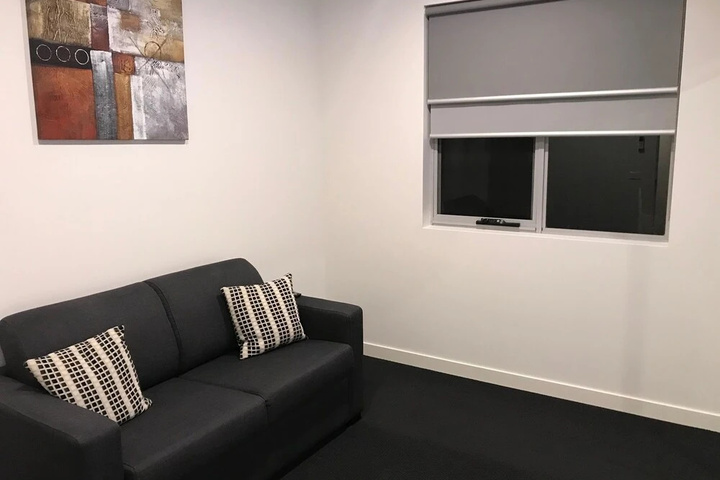 Room 2 of 6
