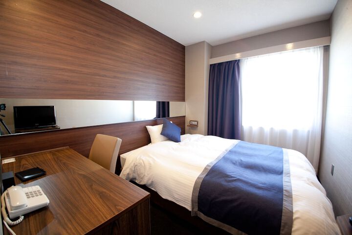 Room 6 of 41