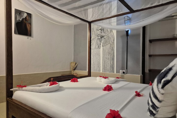 Room 8 of 47