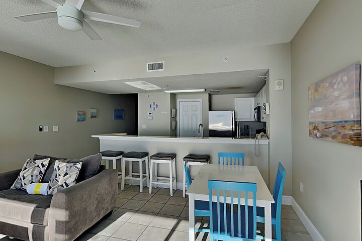 Room 105 of 217