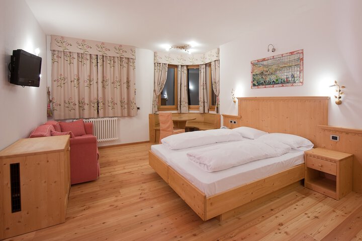 Room 3 of 29