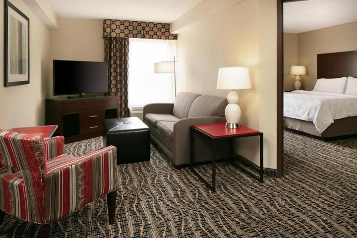1 King Bed (14 of 14)